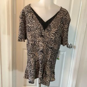 Beverly Drive animal print blouse size 20-22W